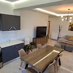Apartment Lovely Kalamata