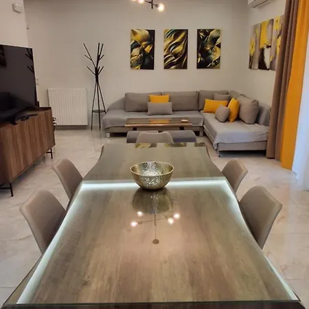 Lovely Appartement Kalamata